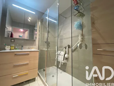 Apartment in Grenoble (38100)