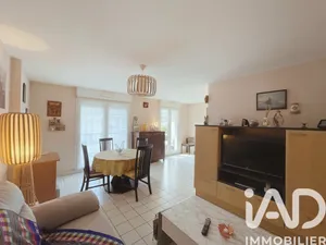 Apartment in Grenoble (38100)