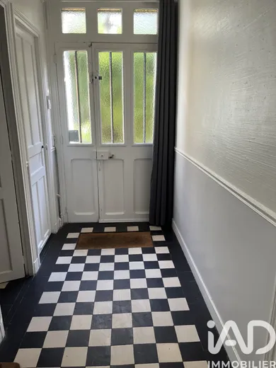 House in Courbevoie (92400)