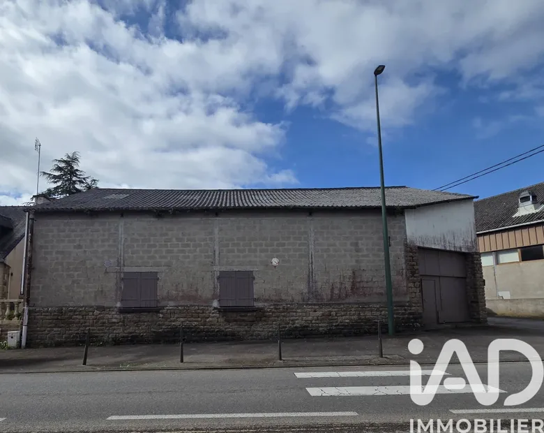 Parking 349 m² · à Rosporden · 349 m² · 157 000 €