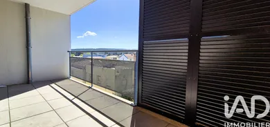 Appartement à BAGNOLS SUR CEZE (30200)
