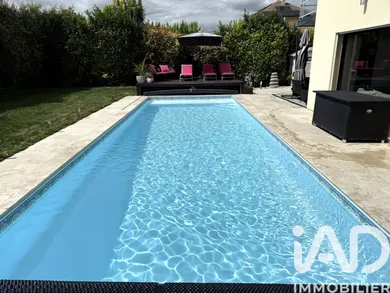 Architectural house in Reims (51100)