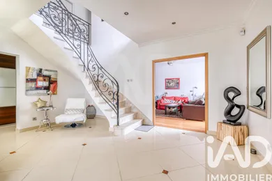 Mansion in Meaux (77100)