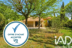 Maison à Garéoult (83136)