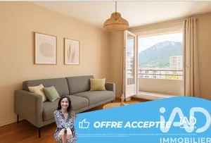Apartment in Grenoble (38100)