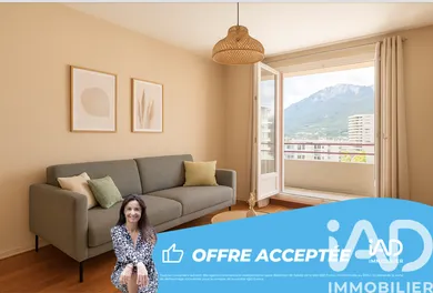 Apartment in Grenoble (38100)