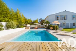 Maison à La Rochelle (17000)