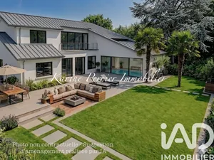 Maison d'architecte à Garches (92380)