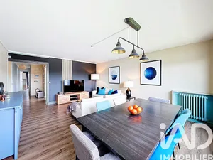 Apartment in Ploumagoar (22970)