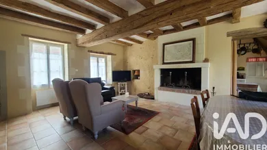 Maison de campagne à Noyant villages (49490)