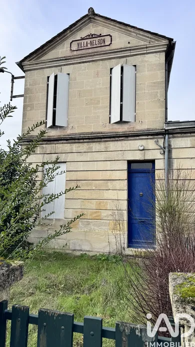 Immeuble à Arveyres (33500)