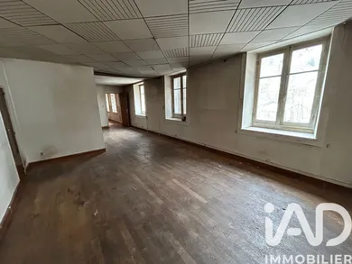 Building in Hauts de Bienne (39400)