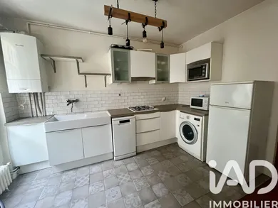 Apartment in Paris (75011)