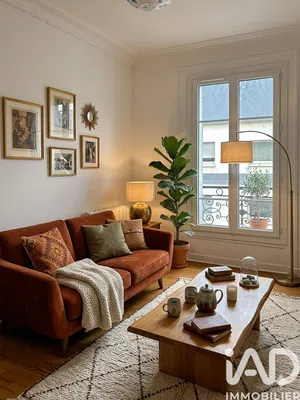 Apartment in Paris (75015)