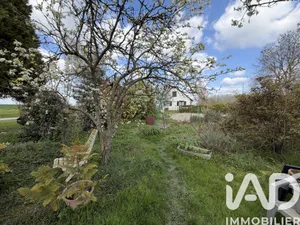 Maison de campagne à Sainte-Marie (08400)