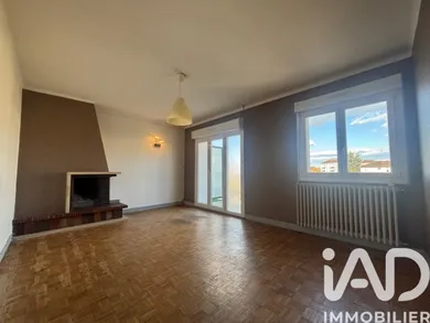 Appartement à Gray (70100)