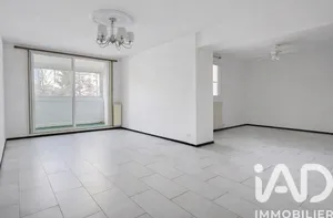 Apartment in Toulon (83000)