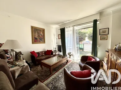 Apartment in Le Cannet (06110)