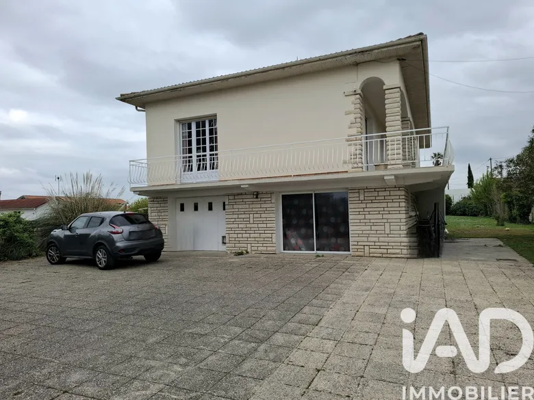 Maison 6 pièces 143 m² · à Bourcefranc-le-Chapus · 143 m² · 320 000 €