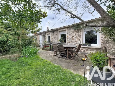 Maison traditionnelle à Bouguenais (44340)