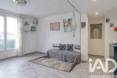 Apartment in Groslay (95410)