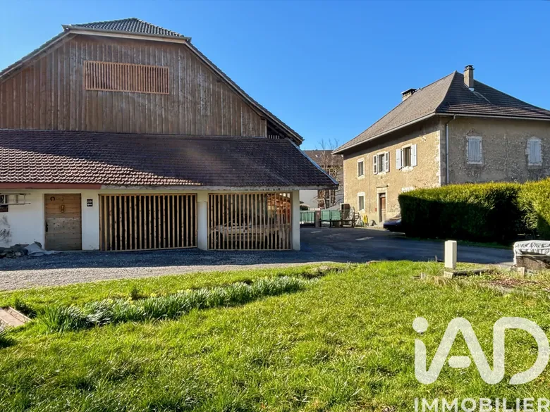 Maison 5 pièces 133 m² · à Taninges · 133 m² · 449 900 €