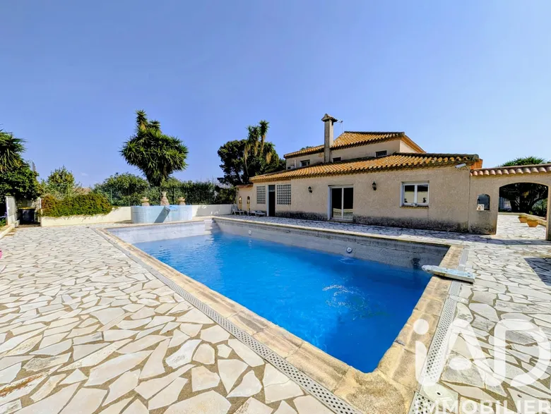 Maison 5 pièces 175 m² · à Villeneuve-lès-Béziers · 175 m² · 370 000 €