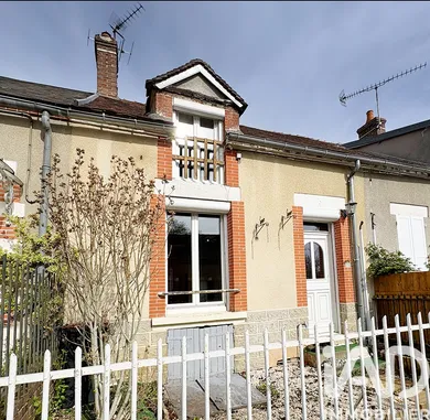 Townhouse in Bléneau (89220)