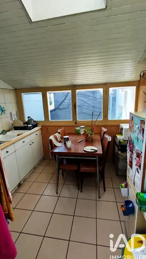 Apartment in Bordeaux (33800)