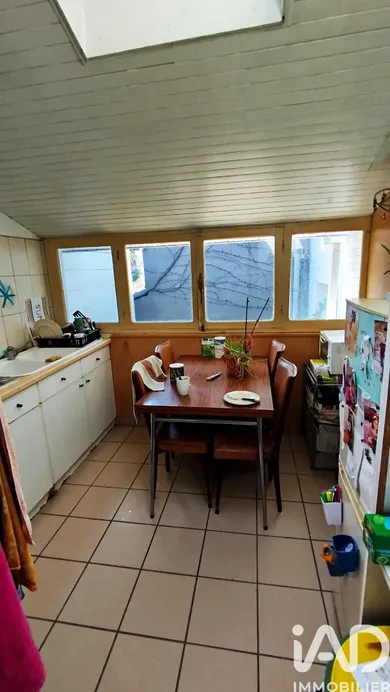 Apartment in Bordeaux (33800)