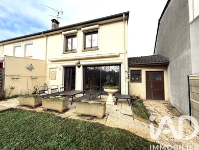 House in Reims (51100)
