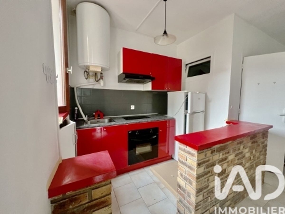Studio 1 pièce de 20 m² à Corbeil-Essonnes (91100)