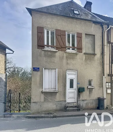 Maison de ville à Château-Renard (45220)