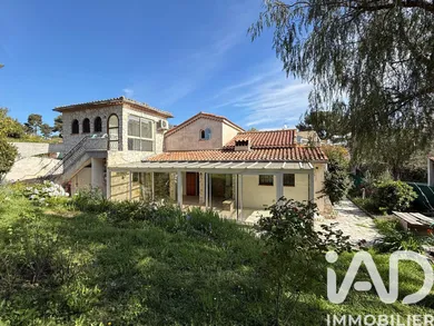 Maison à Cagnes-sur-Mer (06800)