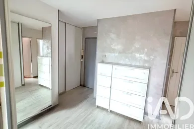Apartment in Créteil (94000)