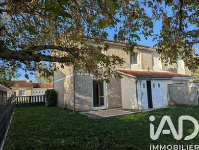 Maison à Saint-Seurin-sur-l'Isle (33660)