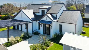 Architectural house in Dinard (35800)