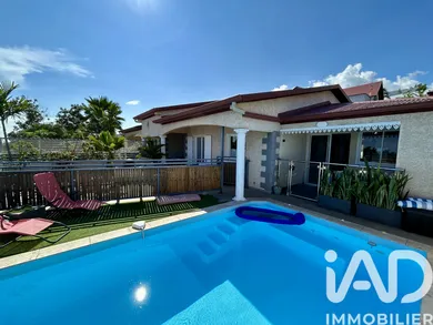 Maison à L'Étang-Salé (97427)