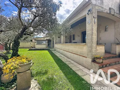 Traditional house in Castillon-du-Gard (30210)