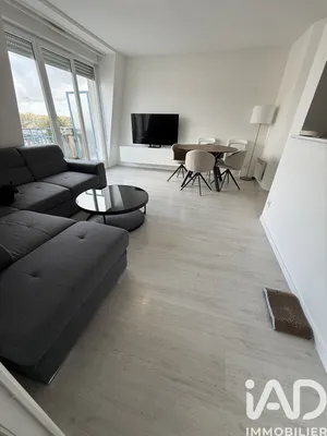 Apartment in Dammarie-lès-Lys (77190)