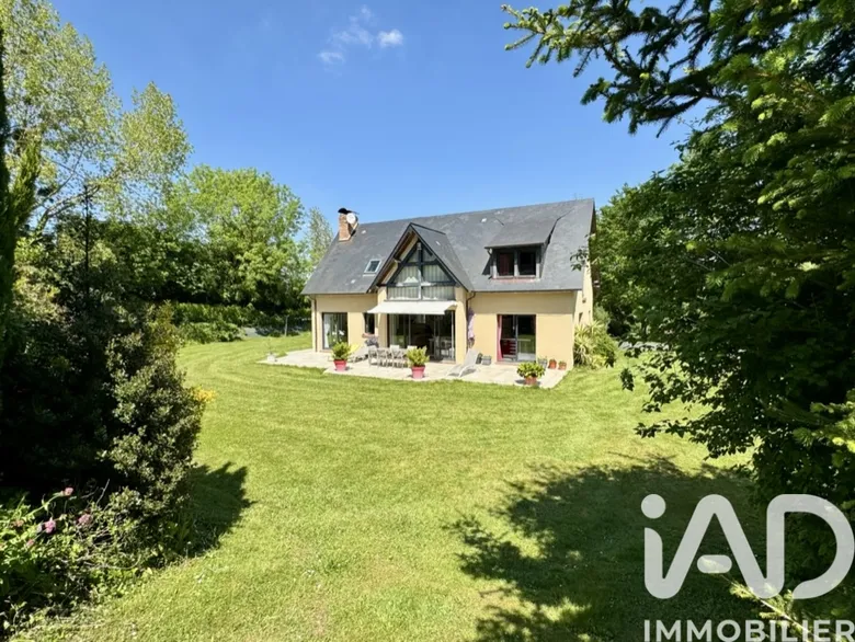 Maison 6 pièces 200 m² · à Pennedepie · 200 m² · 795 000 €