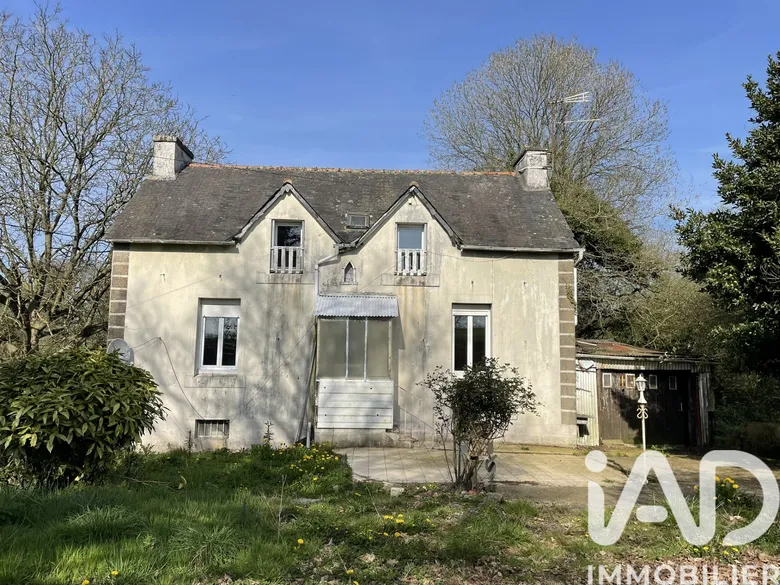 Maison 4 pièces 114 m² · à Guerlédan · 114 m² · 45 000 €