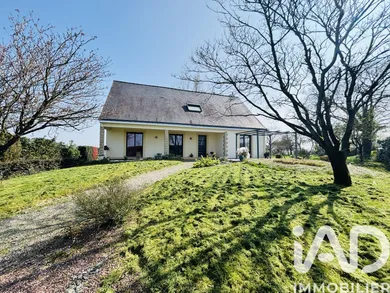 Maison de campagne à Rougé (44660)