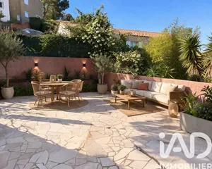 House in Hyères (83400)