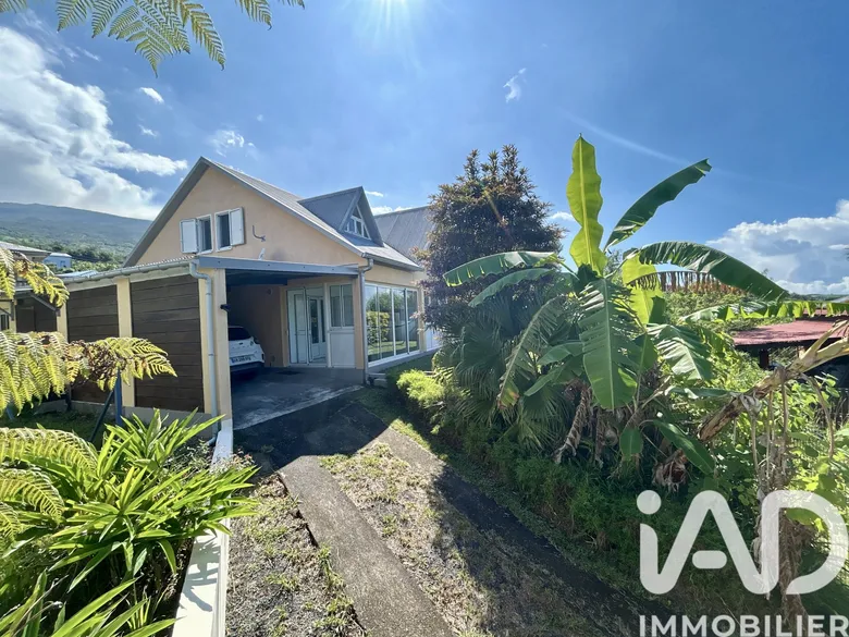 Maison 6 pièces 172 m² · à Saint-Joseph · 172 m² · 336 000 €