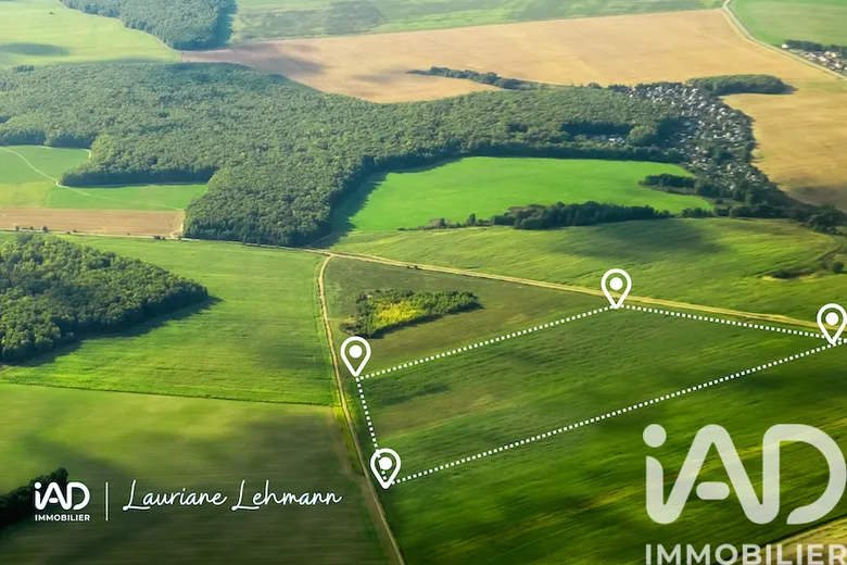Terrain à bâtir à Dole (39100) · 68 500 €