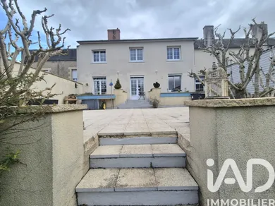 House in Thouars (79100)