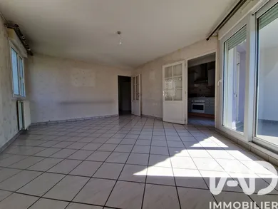 Apartment in Échirolles (38130)