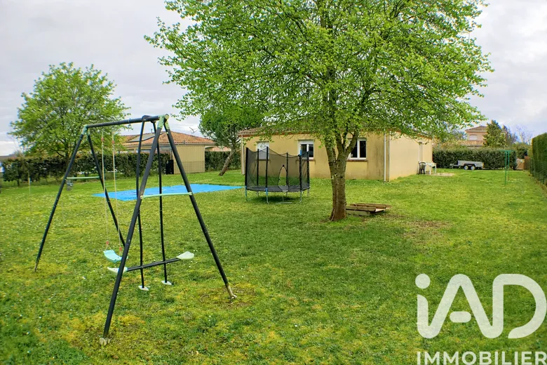Maison 5 pièces 90 m² · à Bressols · 90 m² · 240 000 €