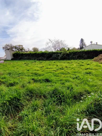 Building plot in venansault (85190)